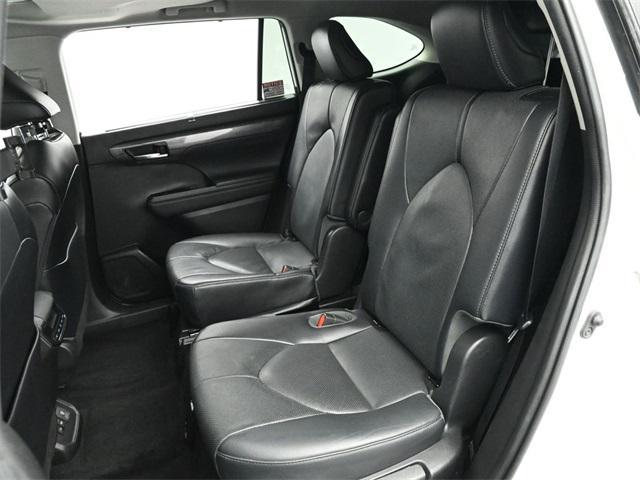 used 2022 Toyota Highlander car, priced at $29,844