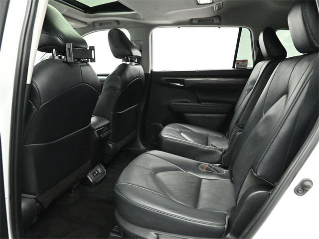 used 2022 Toyota Highlander car, priced at $29,844