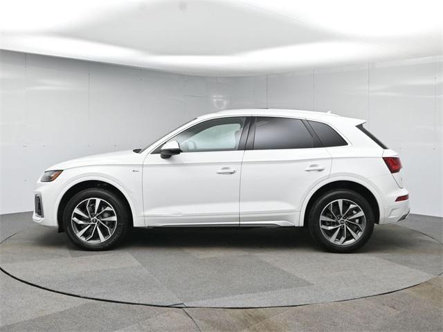 used 2022 Audi Q5 car, priced at $22,127
