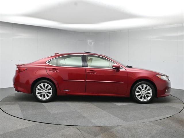 used 2015 Lexus ES 300h car, priced at $14,452