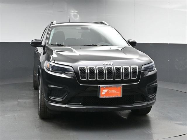 used 2020 Jeep Cherokee car, priced at $14,395