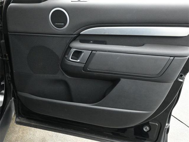 used 2020 Land Rover Discovery car, priced at $19,501