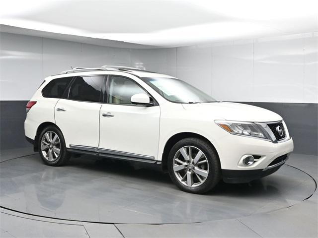 used 2015 Nissan Pathfinder car, priced at $9,495