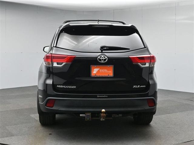 used 2019 Toyota Highlander car, priced at $16,404