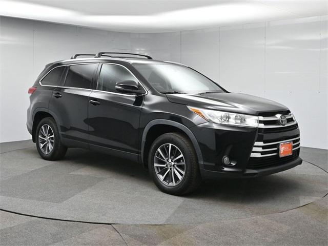 used 2019 Toyota Highlander car, priced at $16,404