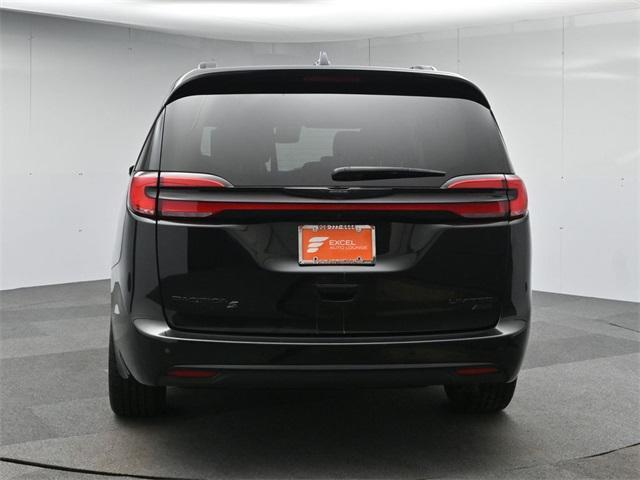 used 2021 Chrysler Pacifica car, priced at $22,857