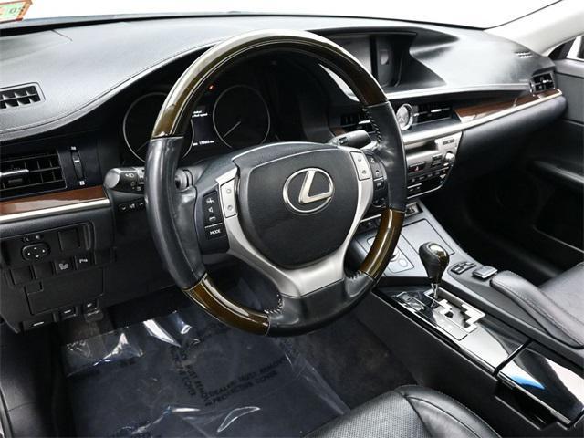 used 2014 Lexus ES 350 car, priced at $10,895