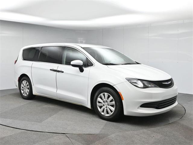 used 2018 Chrysler Pacifica car, priced at $8,975