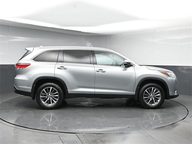 used 2019 Toyota Highlander car, priced at $19,990