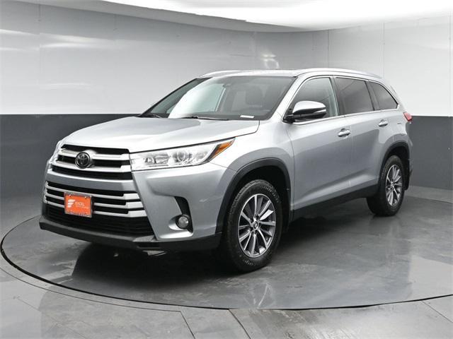 used 2019 Toyota Highlander car, priced at $19,990