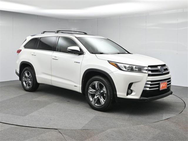 used 2018 Toyota Highlander Hybrid car, priced at $22,995