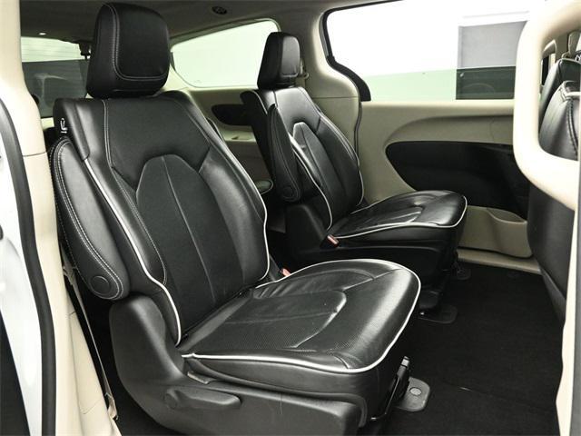 used 2023 Chrysler Pacifica Hybrid car, priced at $25,510