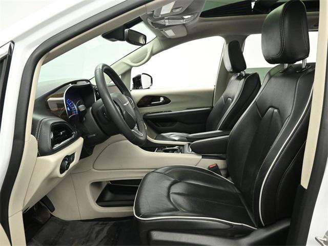 used 2023 Chrysler Pacifica Hybrid car, priced at $25,510