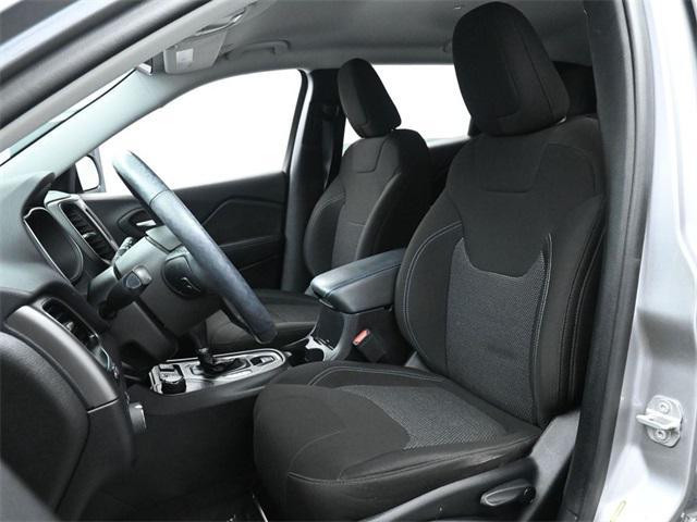 used 2020 Jeep Cherokee car, priced at $17,149