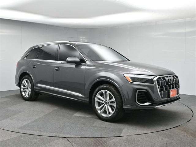 used 2025 Audi Q7 car, priced at $64,490