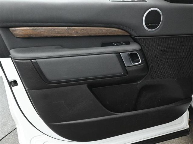 used 2018 Land Rover Discovery car, priced at $15,302