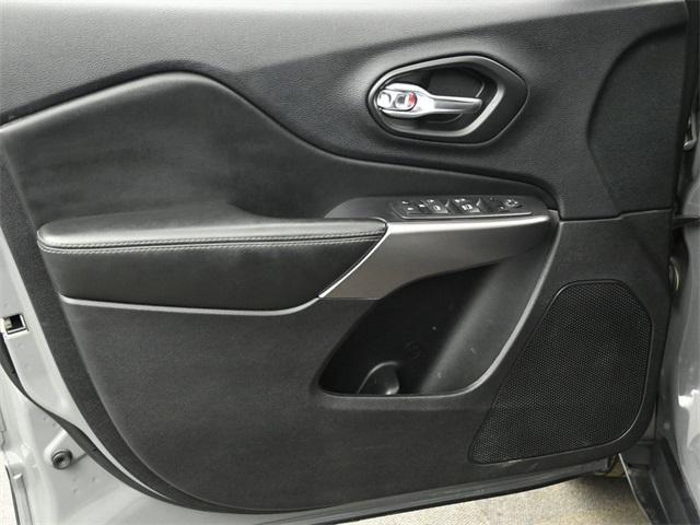 used 2021 Jeep Cherokee car, priced at $19,159