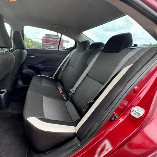used 2021 Nissan Versa car