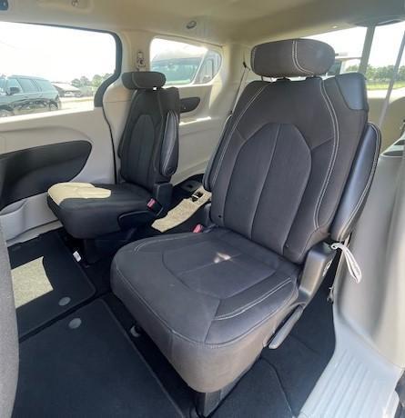 used 2022 Chrysler Voyager car