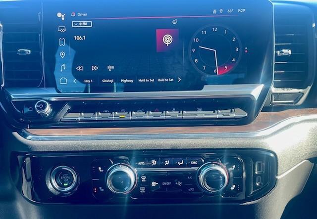 used 2023 GMC Sierra 1500 car, priced at $38,150