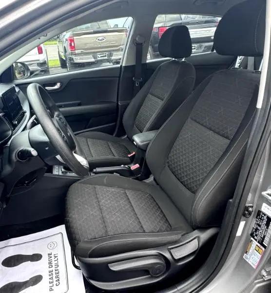 used 2023 Kia Rio car