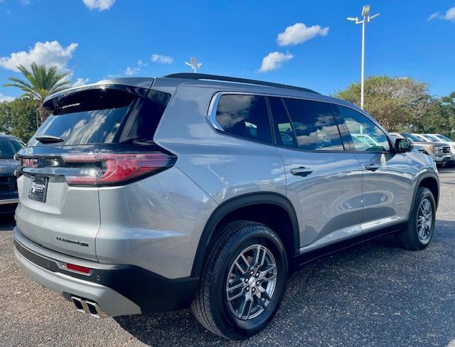 used 2025 GMC Acadia car, priced at $38,890