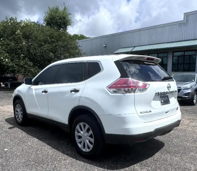 used 2016 Nissan Rogue car