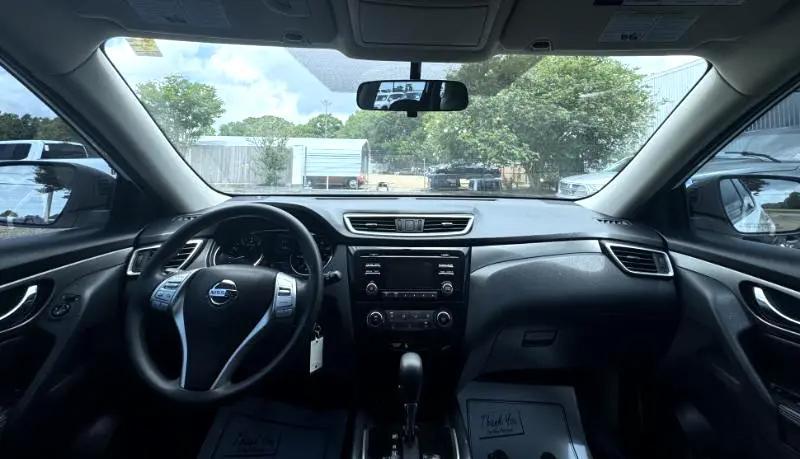 used 2016 Nissan Rogue car
