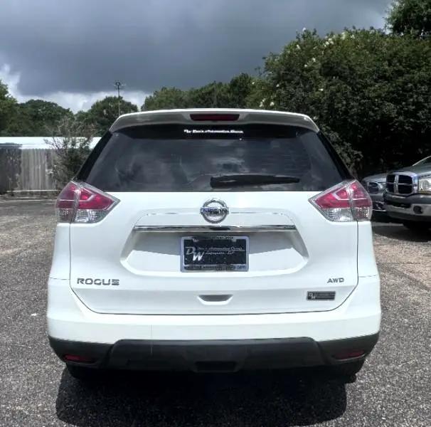 used 2016 Nissan Rogue car