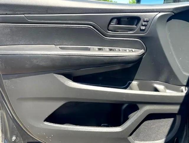 used 2023 Honda Odyssey car, priced at $32,999