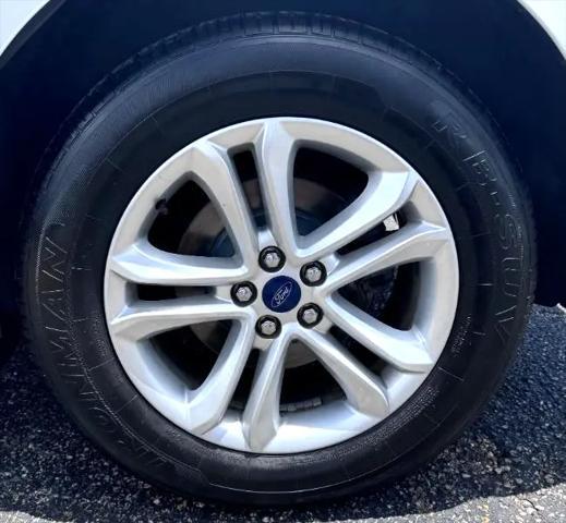 used 2020 Ford Edge car