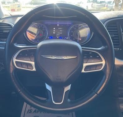 used 2022 Chrysler 300 car