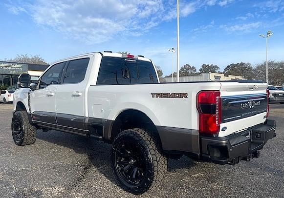 used 2023 Ford F-250 car