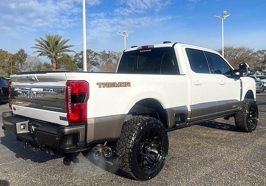 used 2023 Ford F-250 car