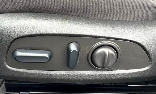 used 2024 Chevrolet Malibu car, priced at $20,990
