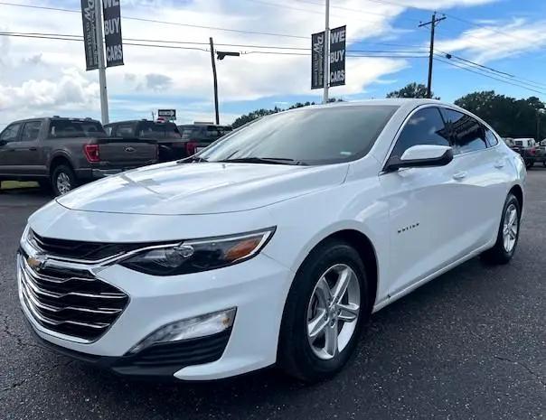 used 2024 Chevrolet Malibu car, priced at $20,990