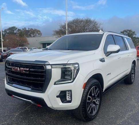 used 2022 GMC Yukon XL car