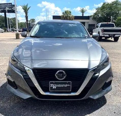 used 2022 Nissan Altima car, priced at $19,999