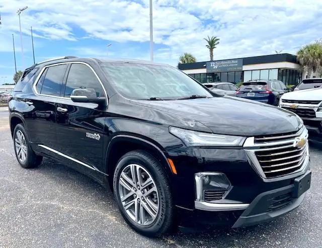 used 2023 Chevrolet Traverse car
