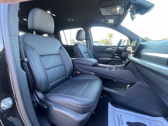 used 2025 Chevrolet Traverse car, priced at $36,999