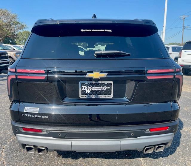 used 2025 Chevrolet Traverse car, priced at $36,999