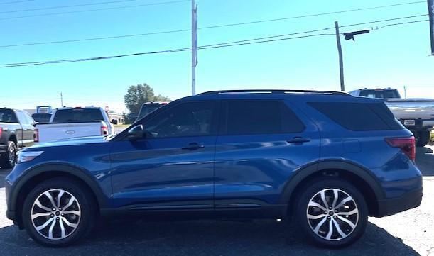 used 2022 Ford Explorer car