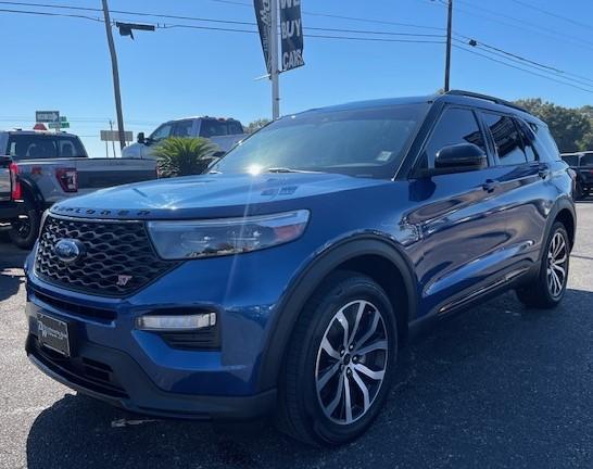 used 2022 Ford Explorer car