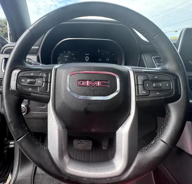 used 2023 GMC Yukon XL car, priced at $35,500