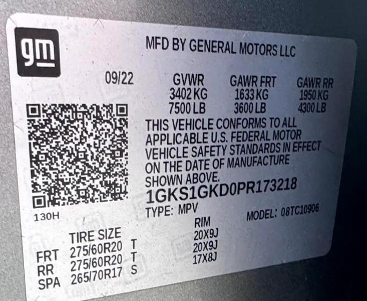 used 2023 GMC Yukon XL car, priced at $35,500