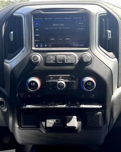 used 2022 Chevrolet Silverado 1500 car