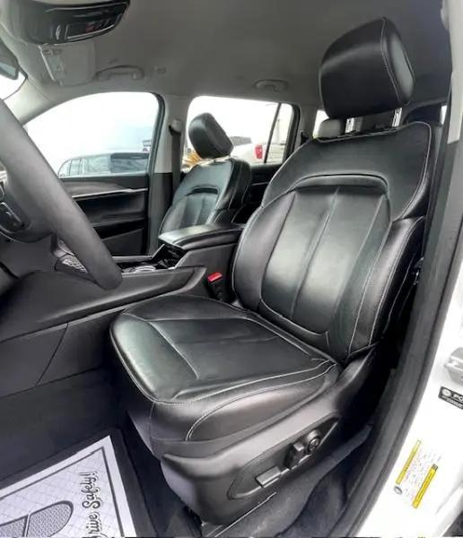 used 2023 Jeep Grand Cherokee L car, priced at $30,990