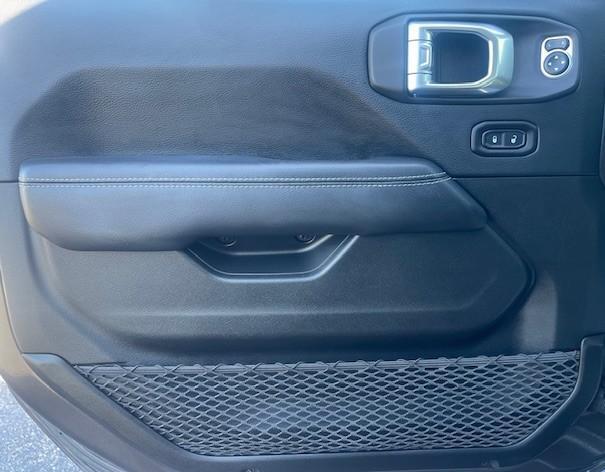 used 2018 Jeep Wrangler Unlimited car, priced at $27,500