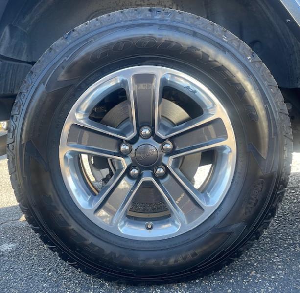 used 2018 Jeep Wrangler Unlimited car, priced at $27,500