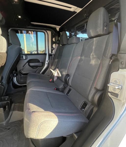 used 2024 Jeep Gladiator car